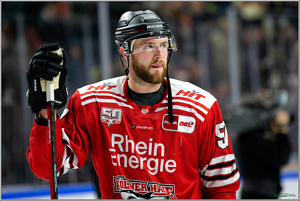 PENNY DEL; Koelner Haie- Schwenninger Wild Wings; Koeln, 06.12.2022